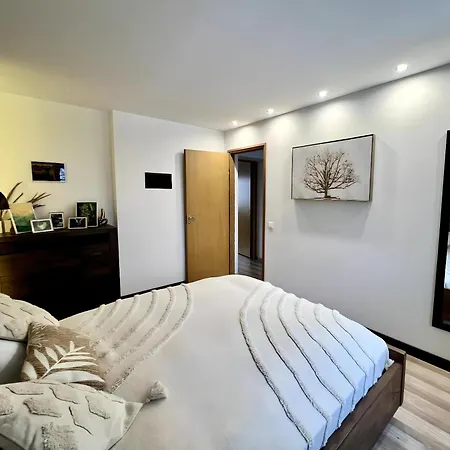 Apartment Historic Charm - Cozy Nordic Retreat In Time-honored Residency